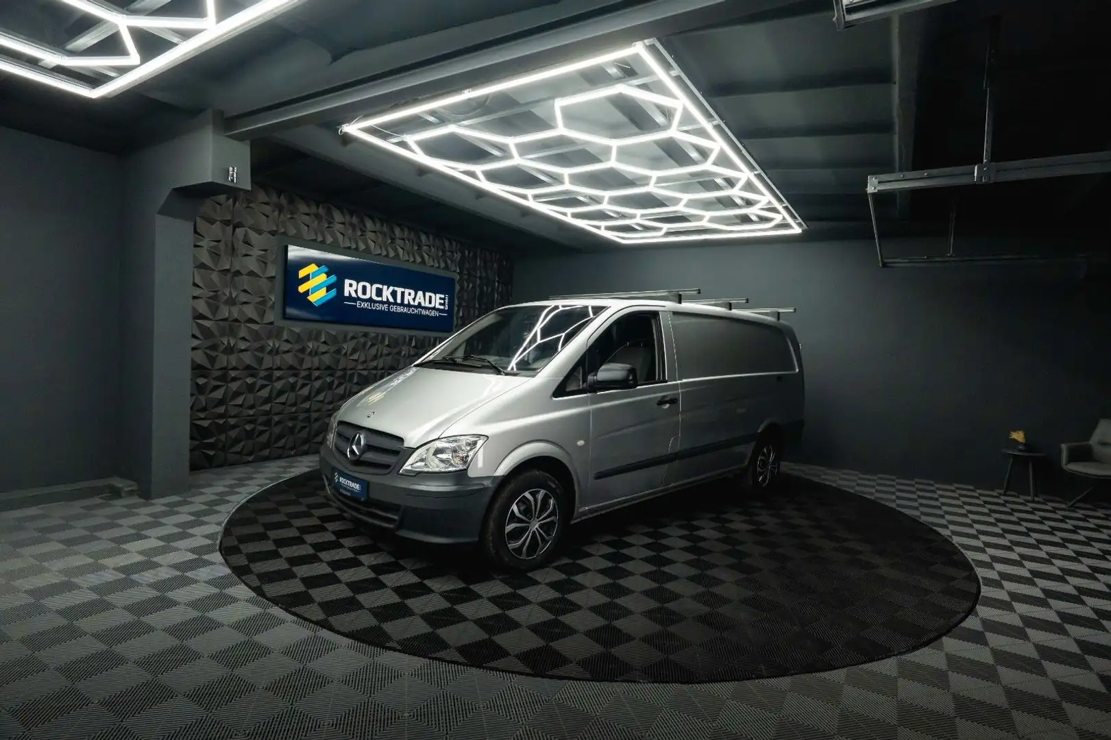 Mercedes-Benz Vito Kasten 113 CDI lang LKW  *Klima*19% MwSt.* Silber - 2