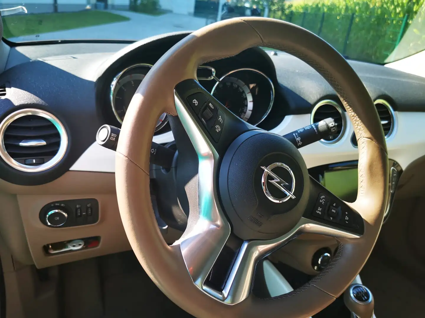 Opel Adam Adam 1,2 Jam ecoFLEX Start/Stop Jam Beige - 2