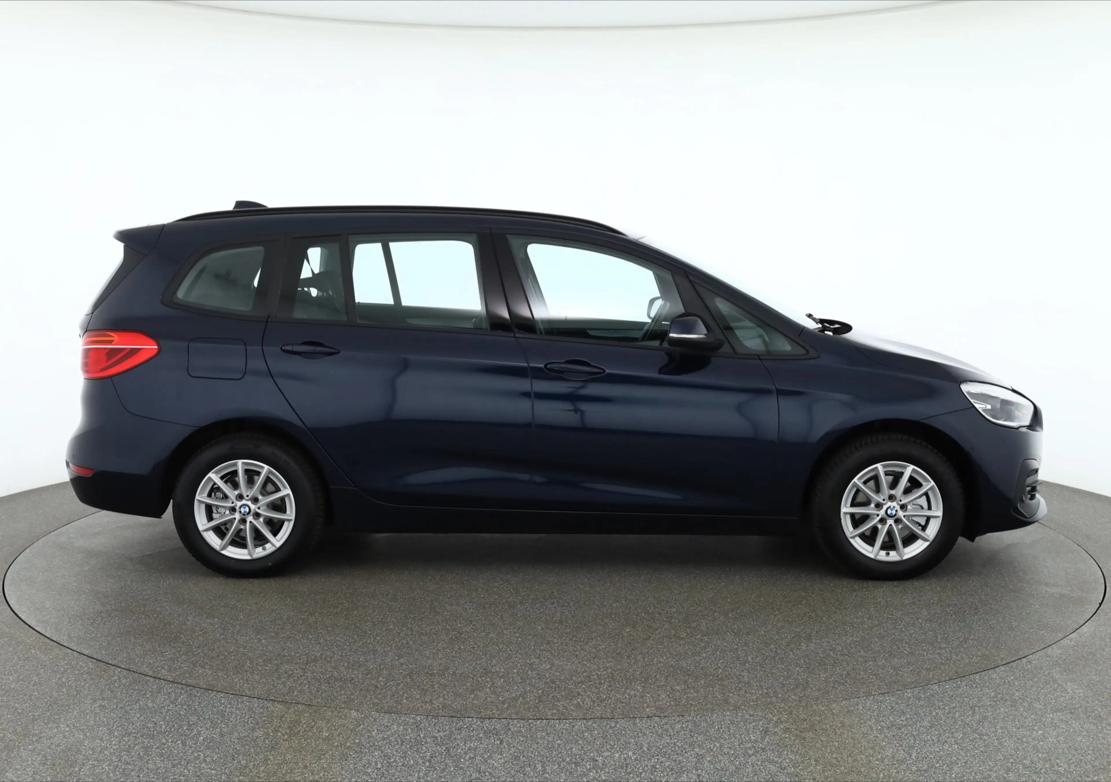 BMW 216 216i Advantage 7-Sitzer LED Navi Head-Up AHK USB — photo 6