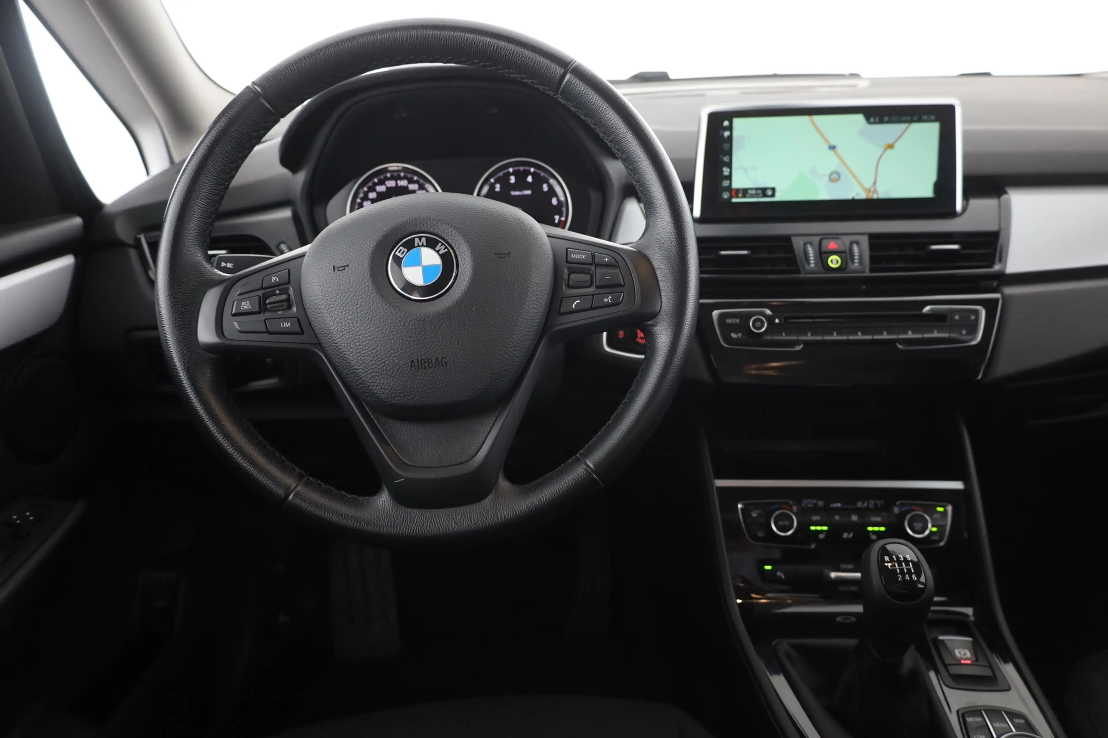 BMW 216 216i Advantage 7-Sitzer LED Navi Head-Up AHK USB — photo 10