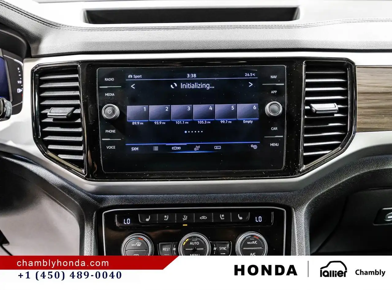 Volkswagen Atlas photo Volkswagen Atlas