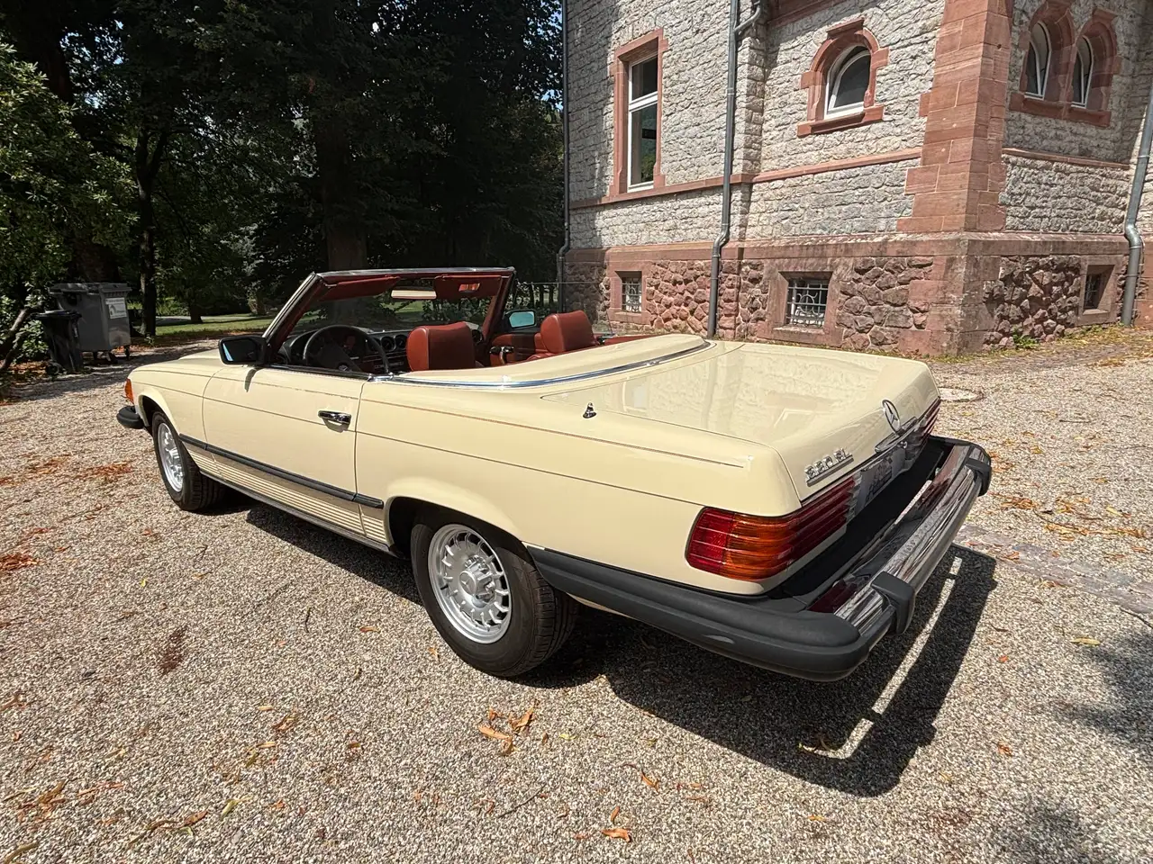 Mercedes-Benz SL 380 US-Ausführung, foto 8