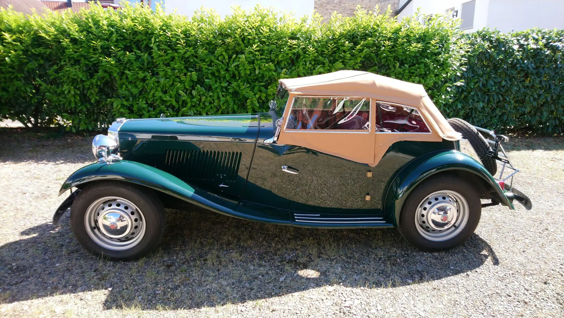 MG TD Ez 1952, restauriert, sehr schöne Optik Grün - 1
