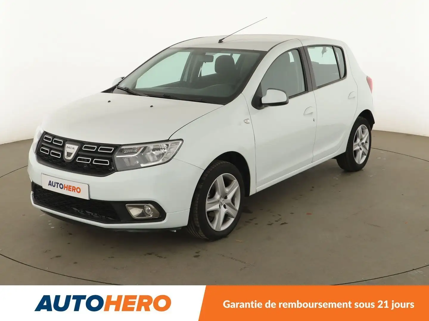 Dacia Sandero 1.0 SCe Confort Blanc - 1