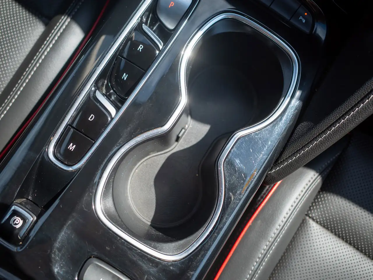 Buick Envision снимка Buick Envision
