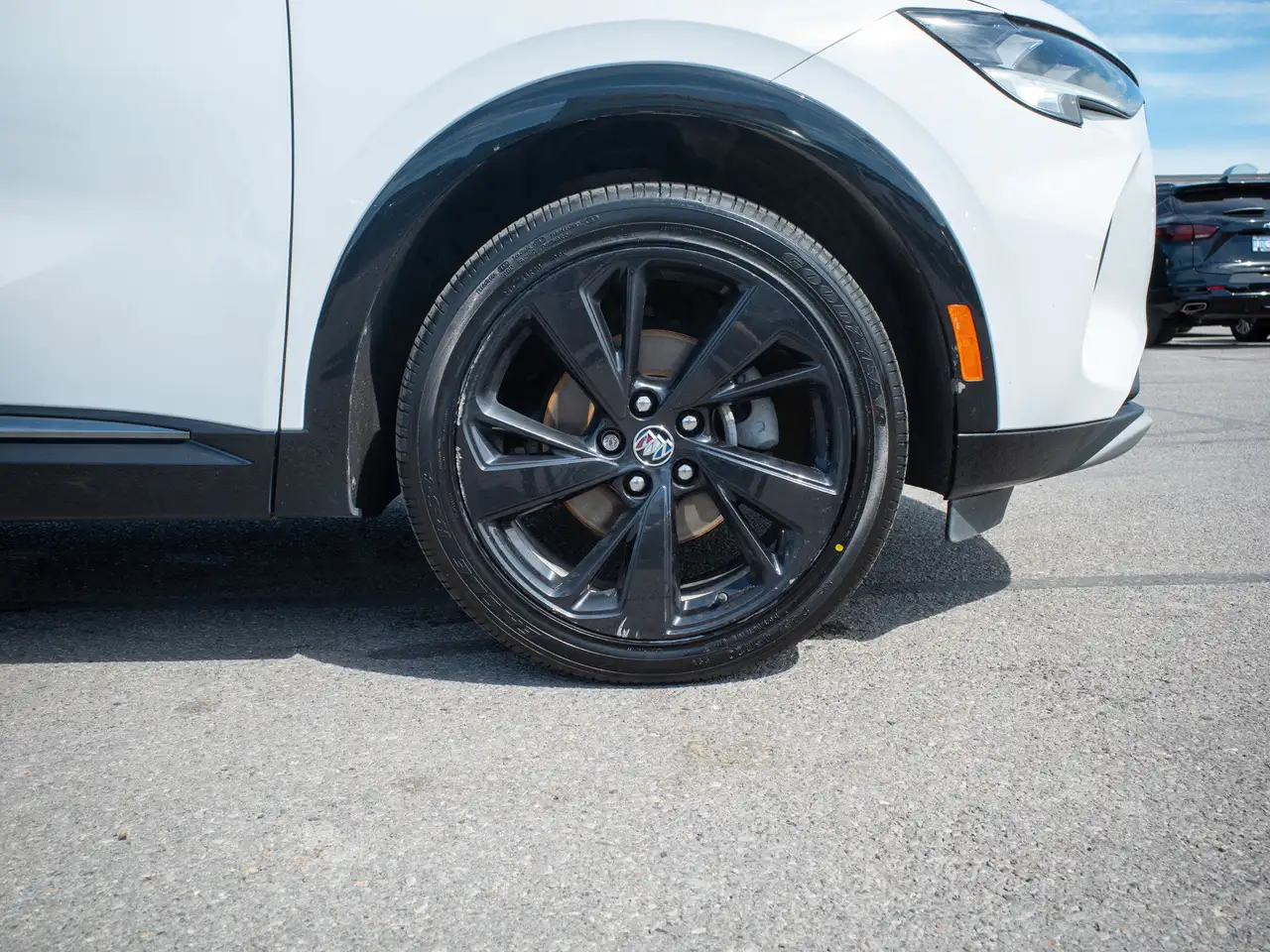 Buick Envision снимка Buick Envision