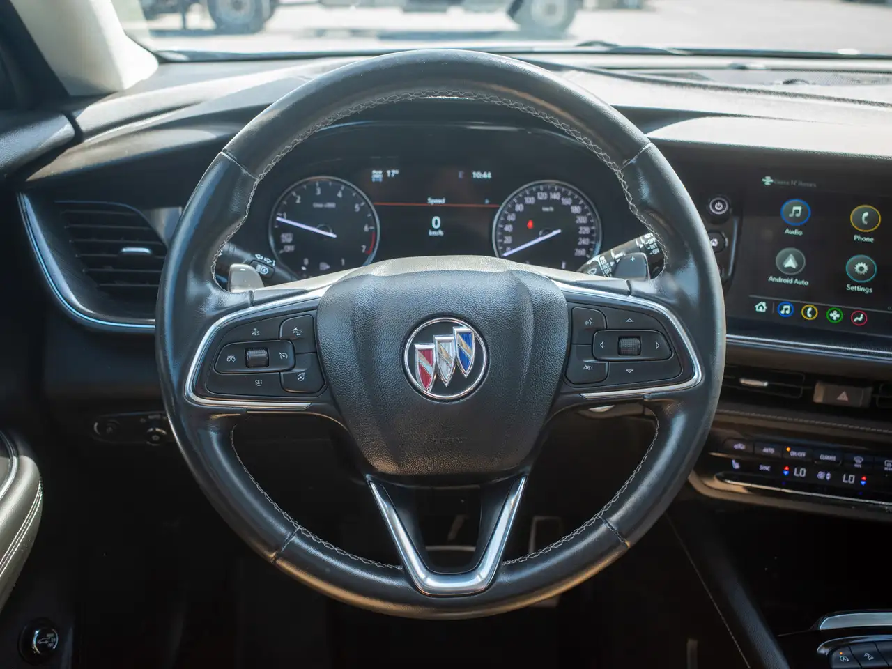 Buick Envision снимка Buick Envision
