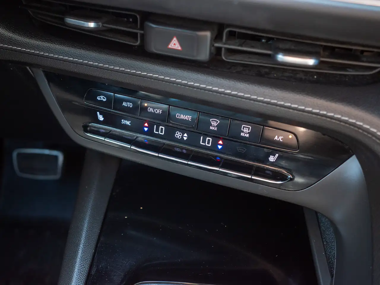 Buick Envision снимка Buick Envision
