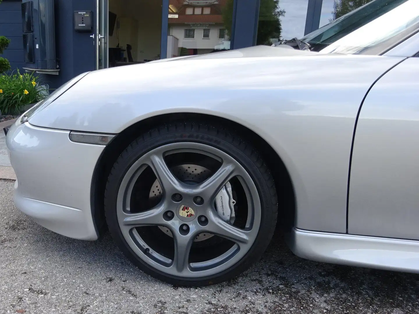 Porsche 996 911 Carrera 4 Cabrio Tiptronic Silber - 2