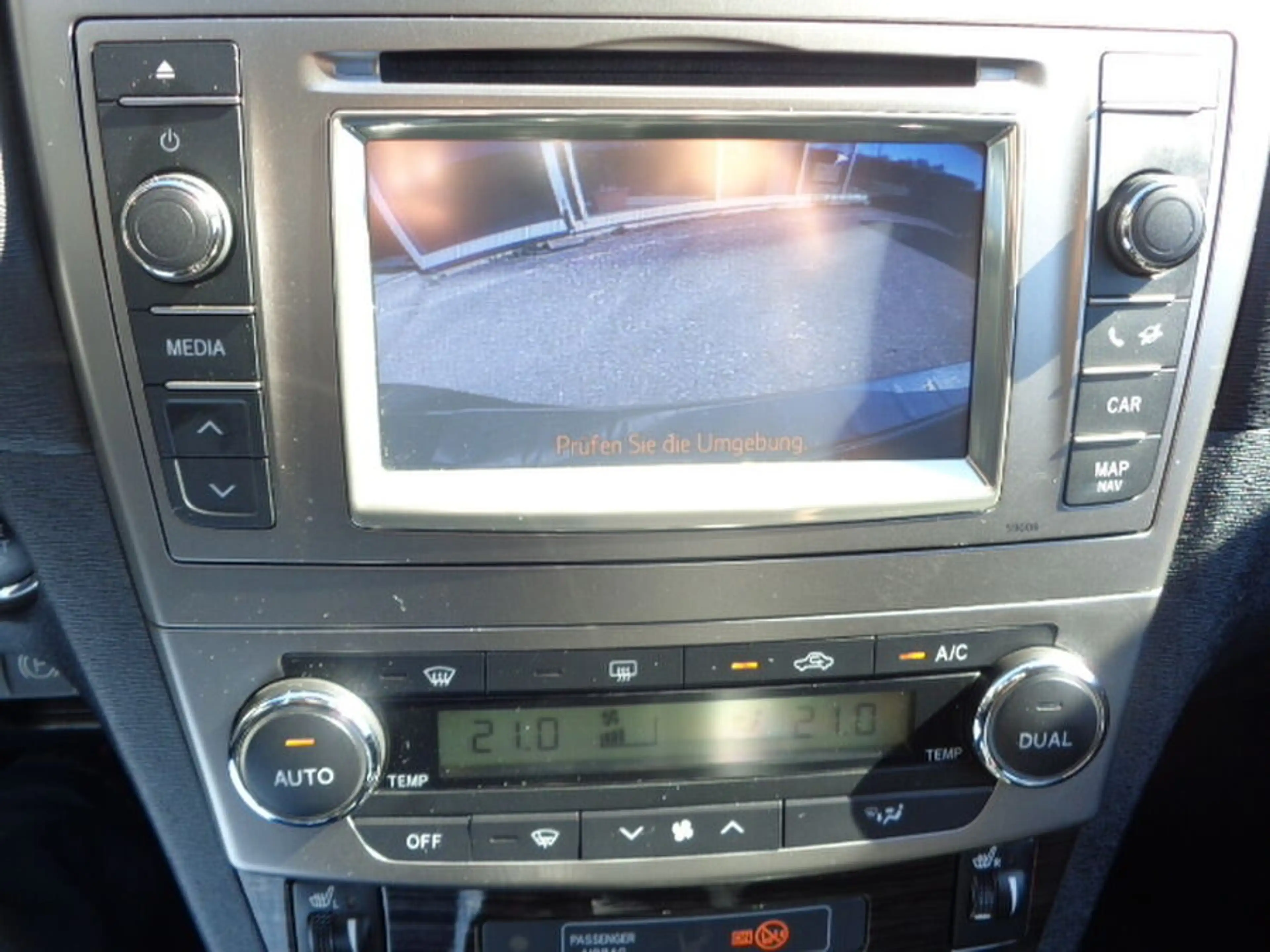 Toyota Avensis Premium 2,0 D-4D *Kamera *AHK — photo 13