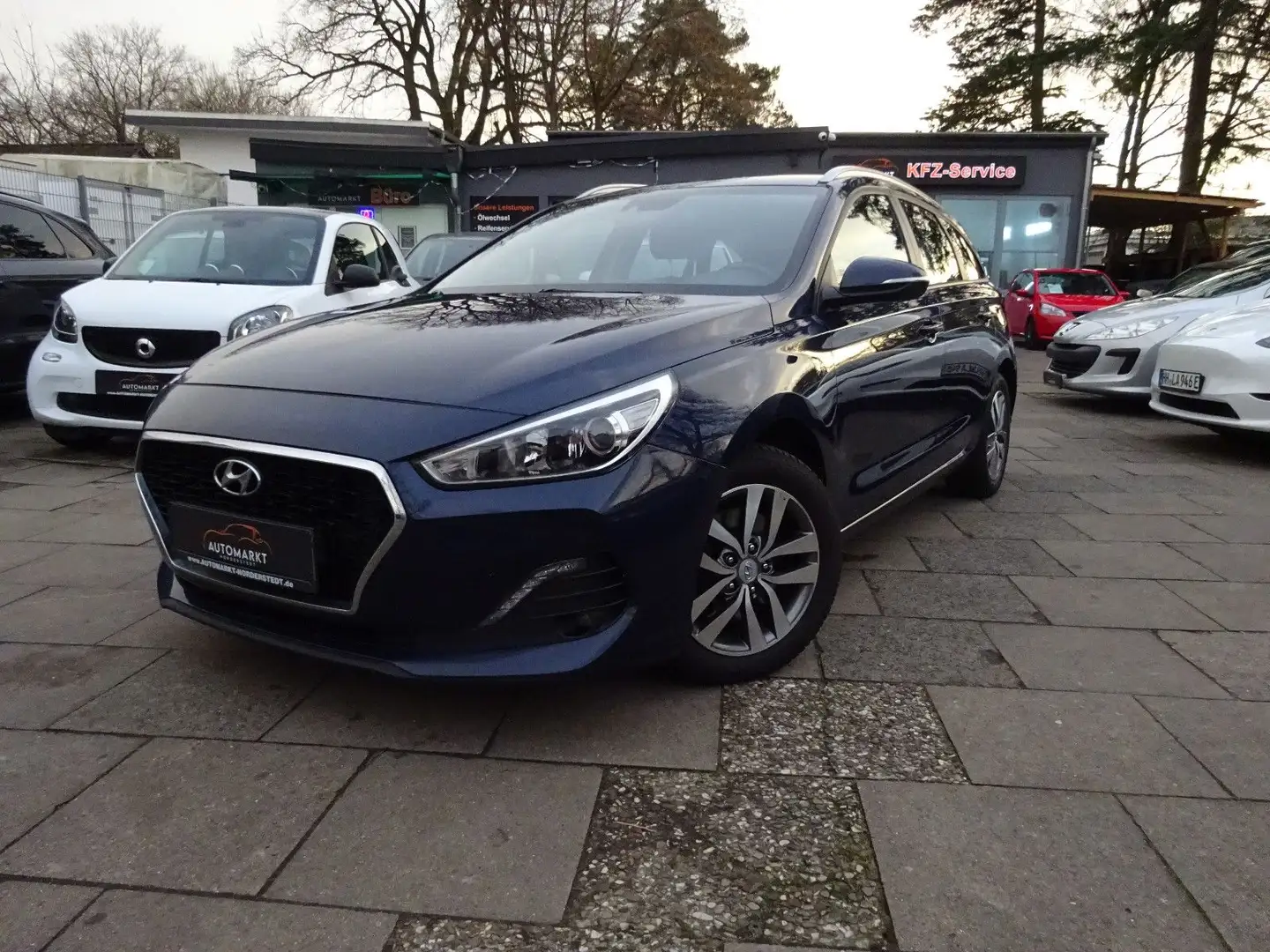 Hyundai i30 cw Trend/ Navi / RWK / SHZ / Klimaanlage Blau - 1