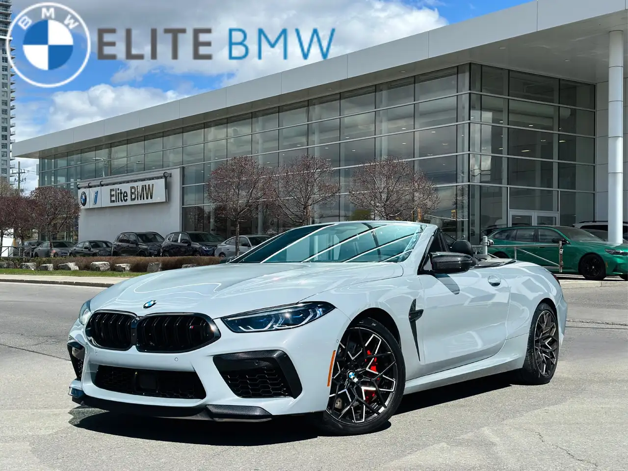 2023 BMW M8