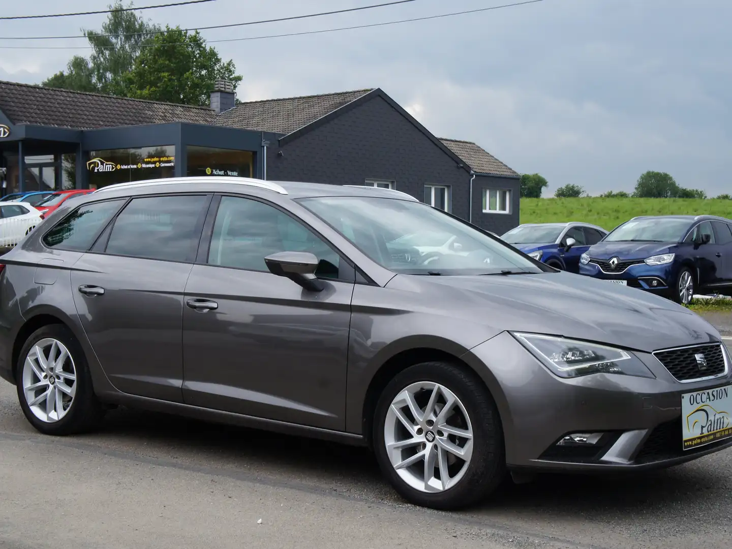 SEAT Leon 1.2 TSI Style Gris - 2