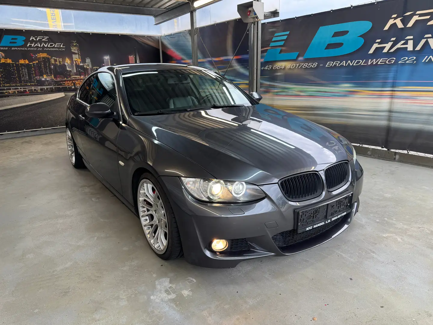 BMW 335 335 d Grau - 1