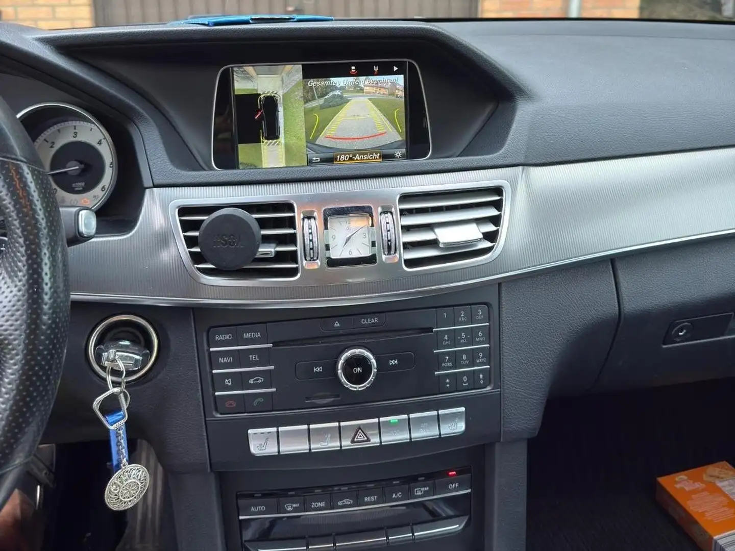 Mercedes-Benz E 220 E 220 BlueTEC Edition E Zwart - 2