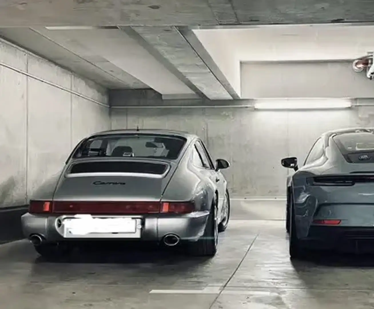 Porsche 964 Carrera 4 Silber - 2