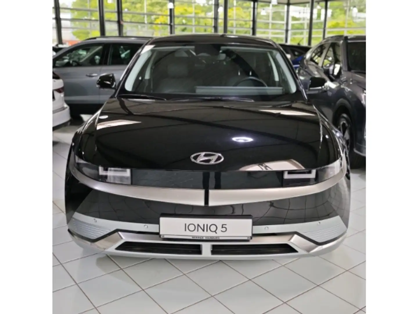 Hyundai IONIQ 5 Hyundai mit Heckantrieb und 72,6kWh Batt. (217 PS) Noir - 2