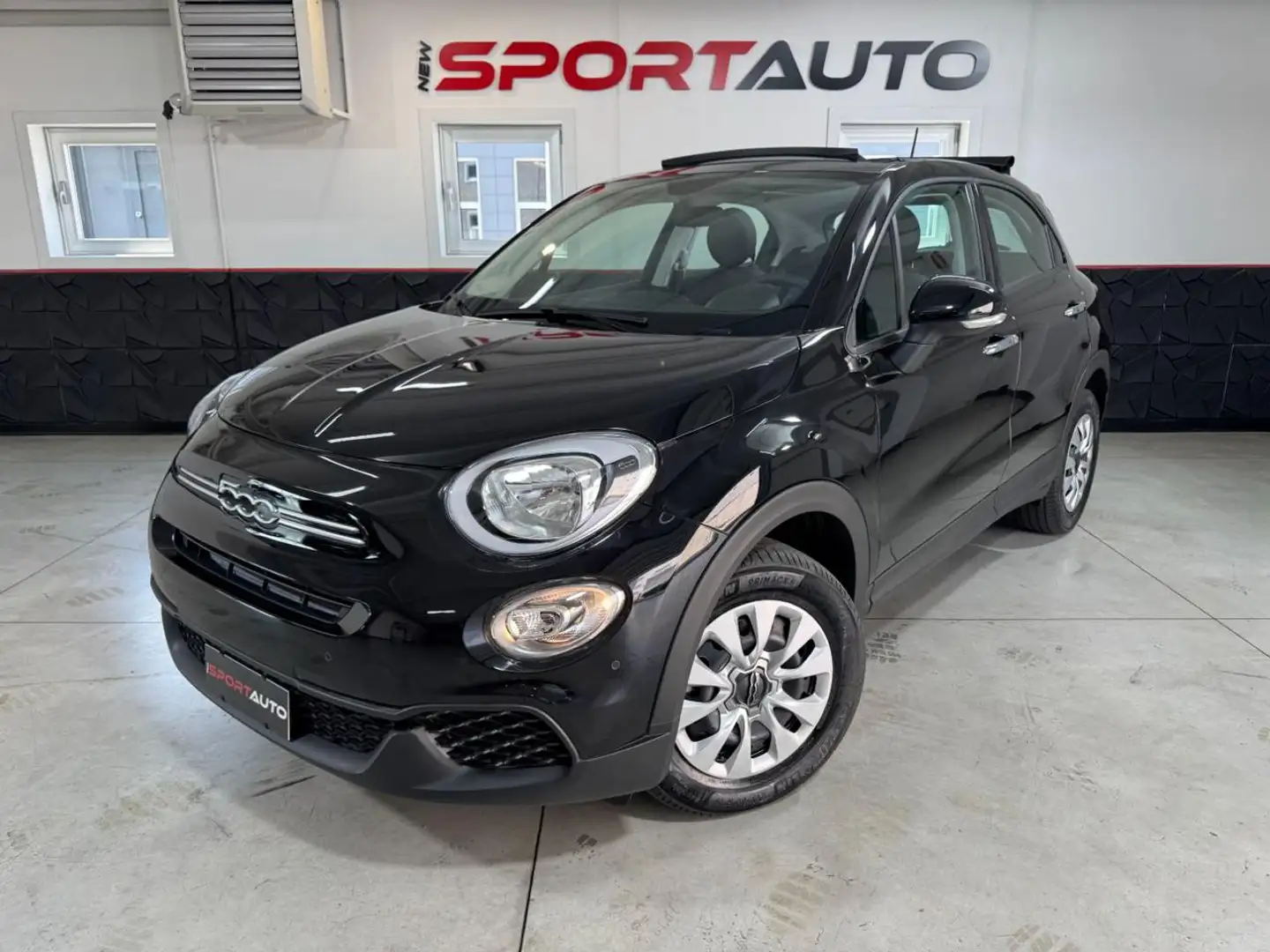 Fiat 500X 1.5 T4 Hybrid 130 CV DCT Dolcevita  TETTO APRIBILE Schwarz - 1