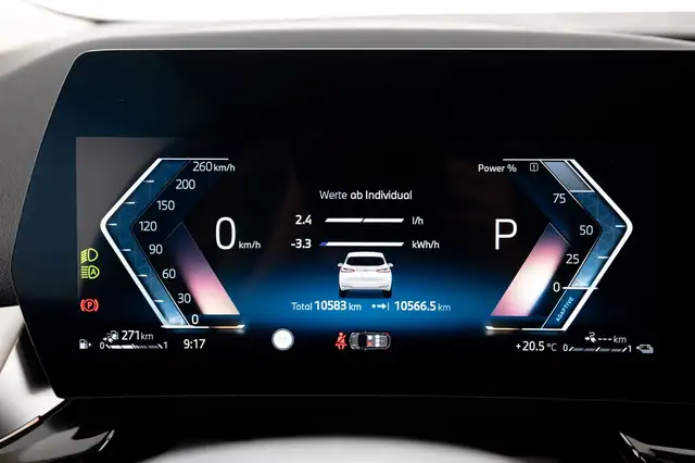 BMW 2 Series view 10