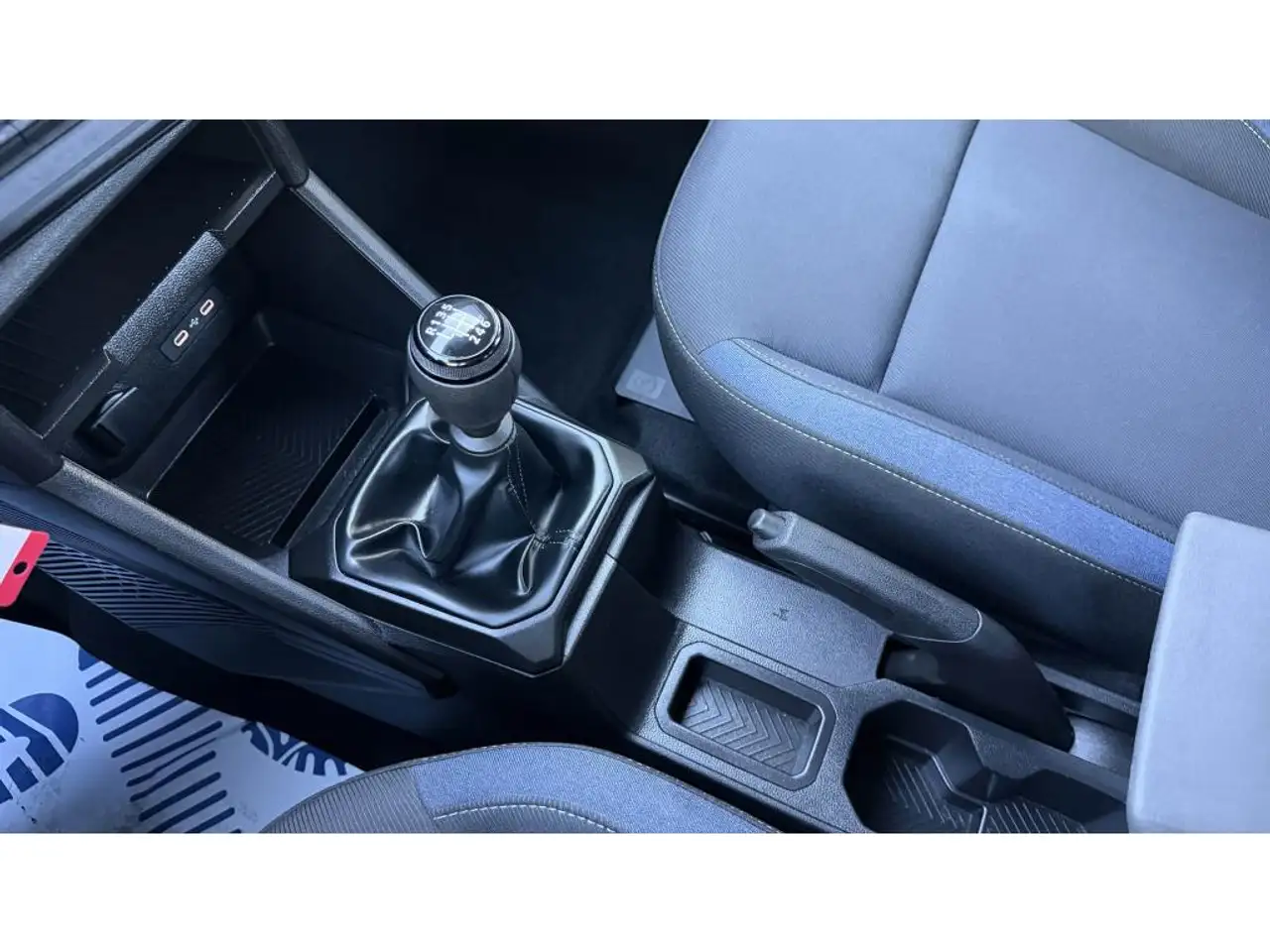 Dacia Duster — photo 16
