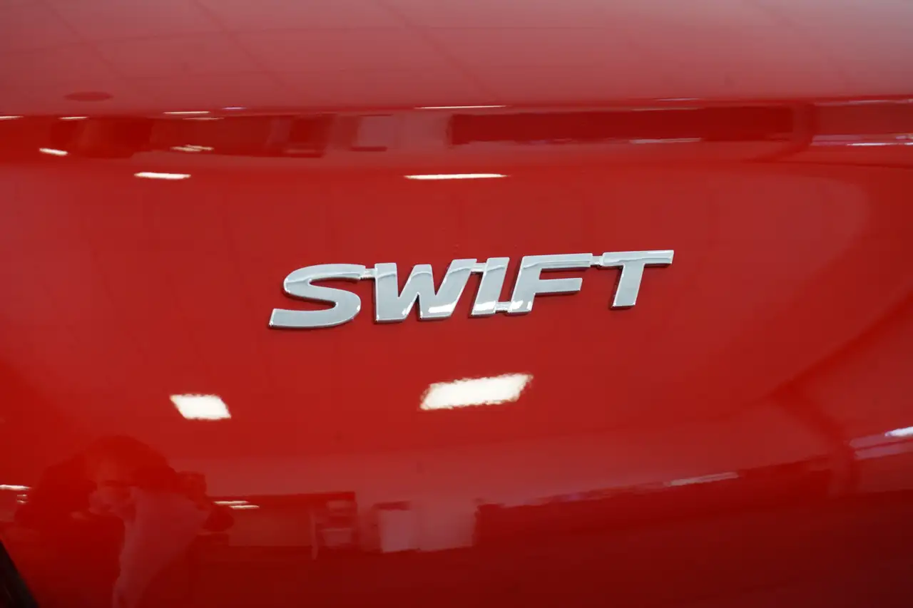 Suzuki Swift 2025 — фото 13
