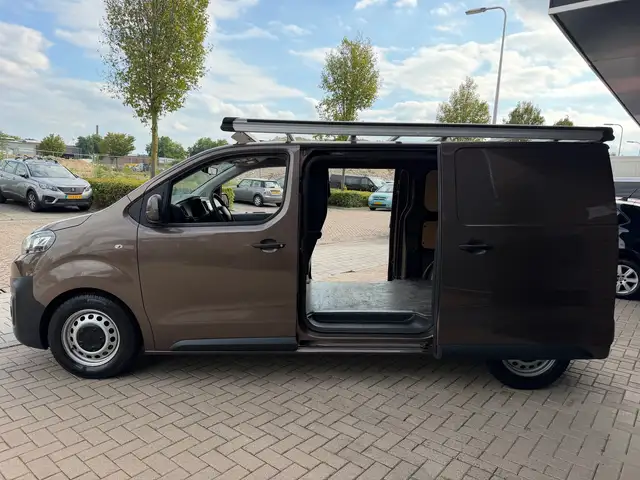 Citroen Jumpy view 15