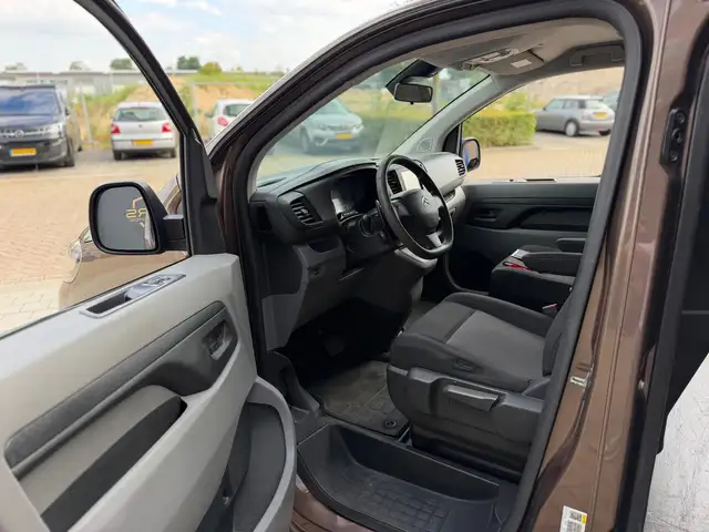 Citroen Jumpy view 20
