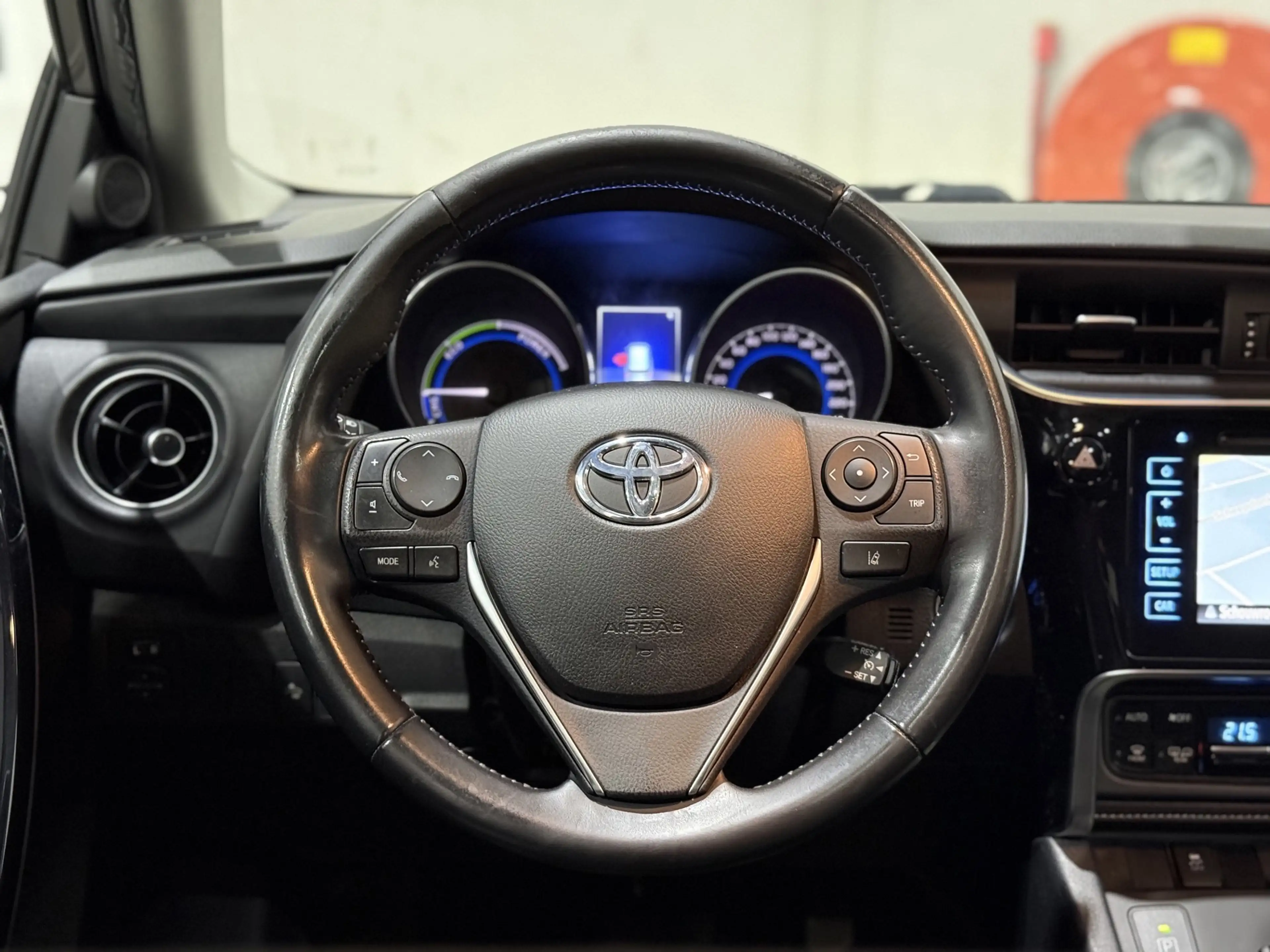 Toyota Auris Touring Sports 1.8 Hybrid Lease NAP CarPlay Climat — photo 15