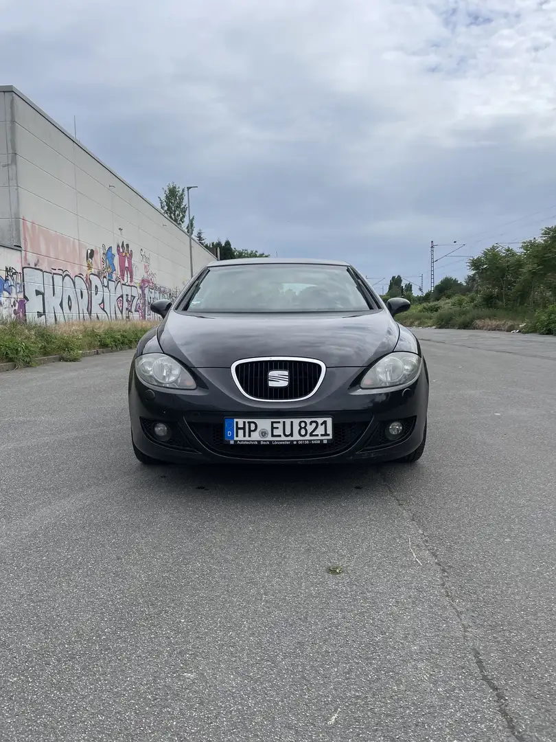 SEAT Leon 2.0 TDI DPF Stylance - 1