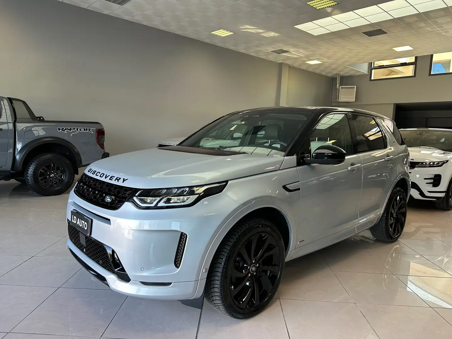 Land Rover Discovery Sport Discovery Sport 2.0d td4 mhev R-Dynamic awd 163cv - 1