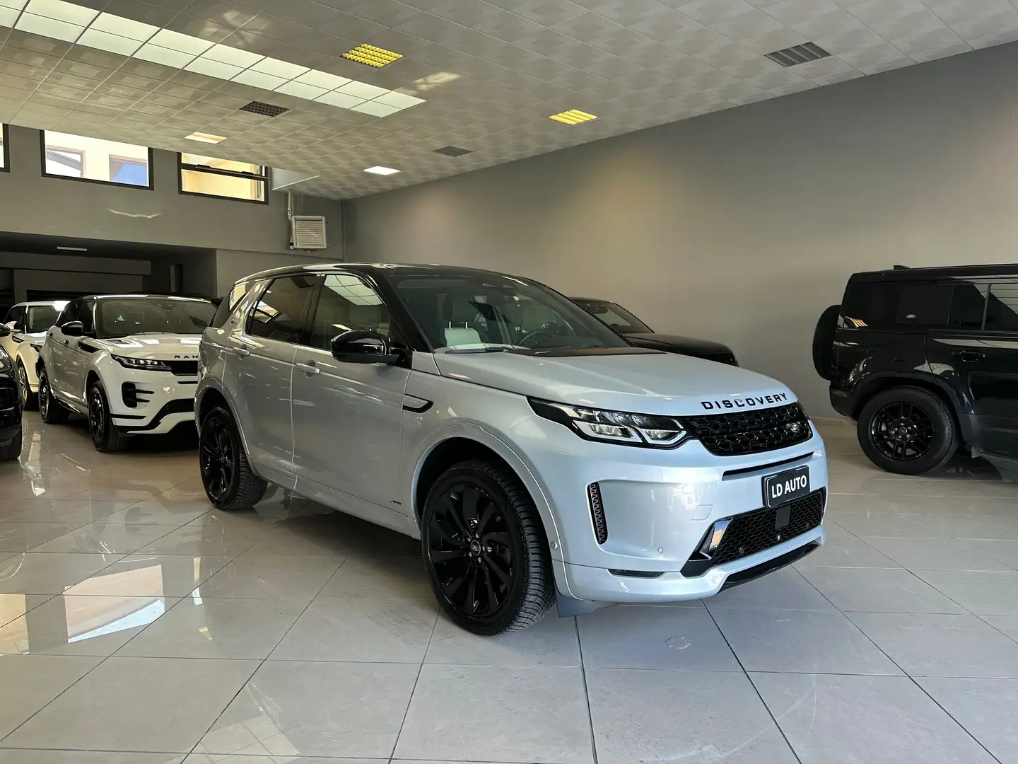 Land Rover Discovery Sport Discovery Sport 2.0d td4 mhev R-Dynamic awd 163cv - 2