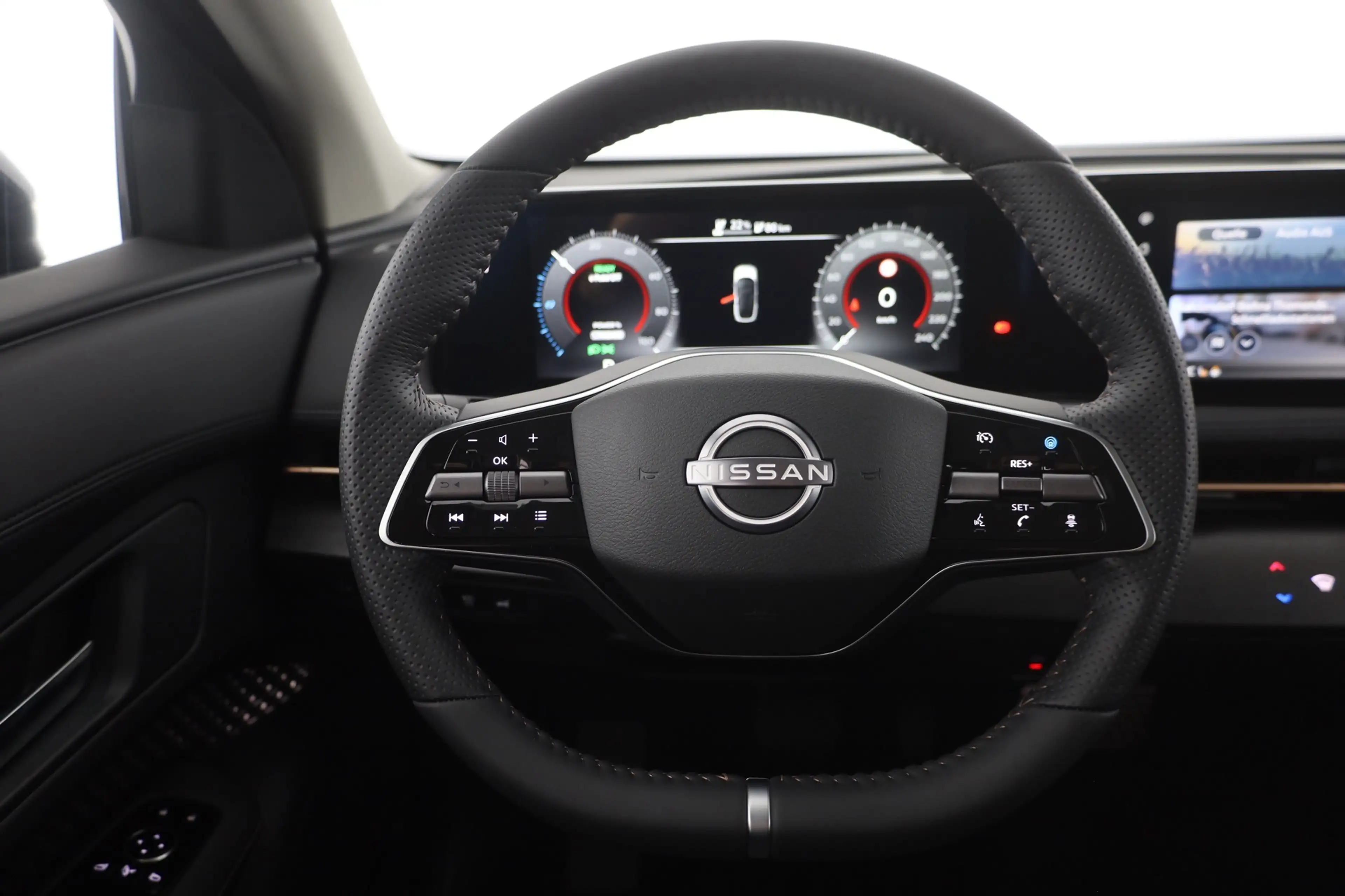 Nissan Ariya 63 kWh Advance Aut. LED ACC Navi — photo 14