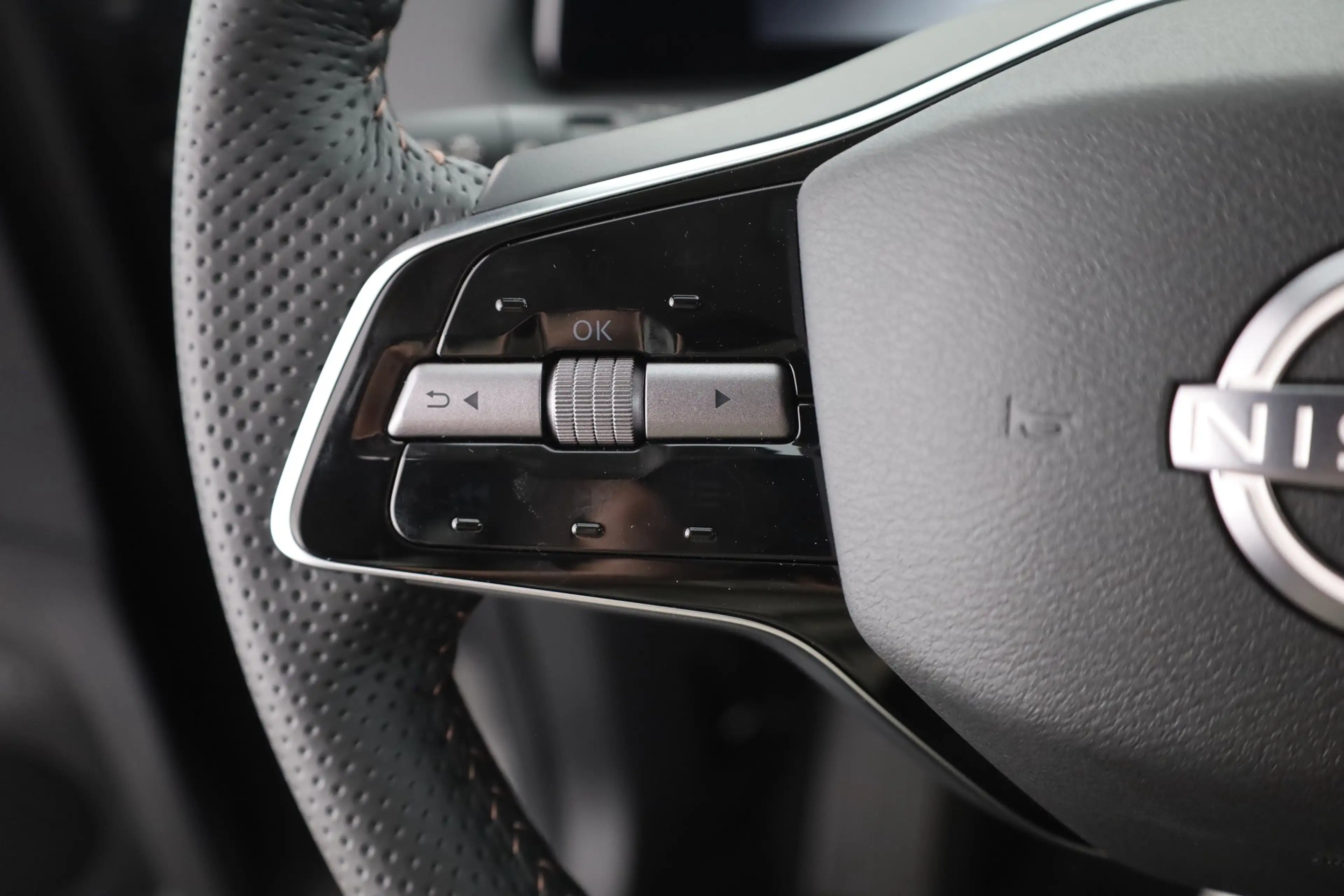 Nissan Ariya 63 kWh Advance Aut. LED ACC Navi — photo 15
