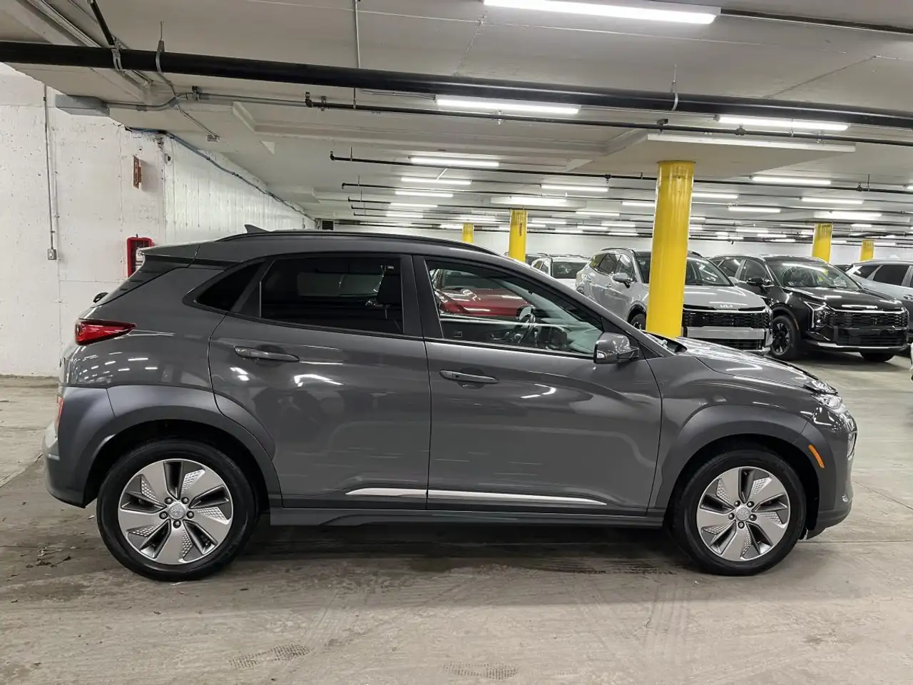 Hyundai KONA снимка Hyundai KONA