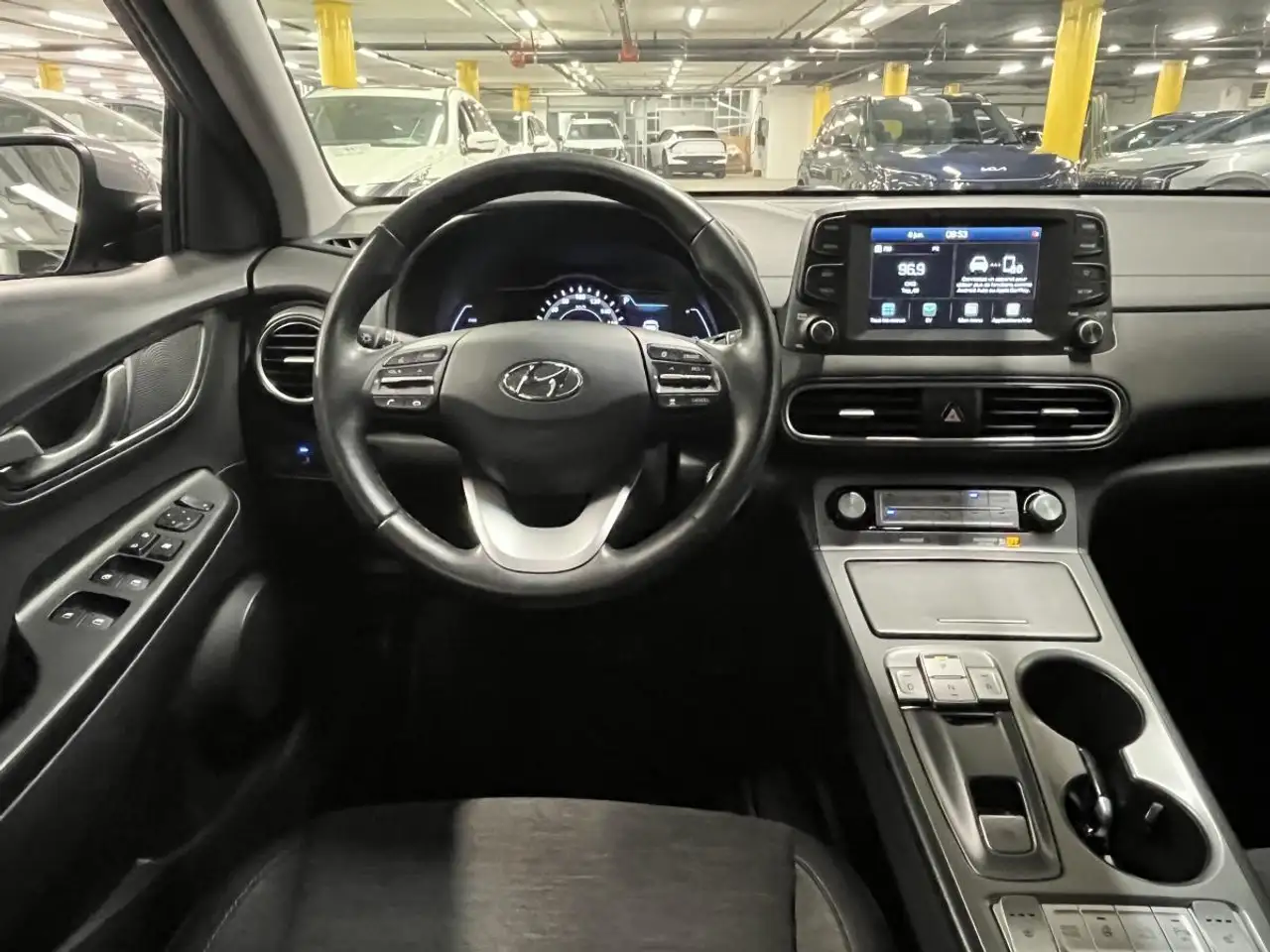 Hyundai KONA снимка Hyundai KONA