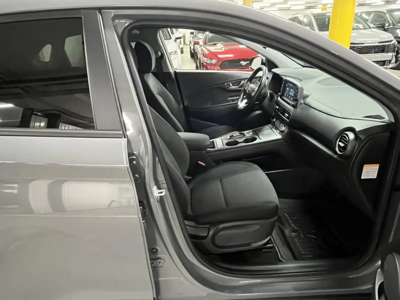 Hyundai KONA снимка Hyundai KONA