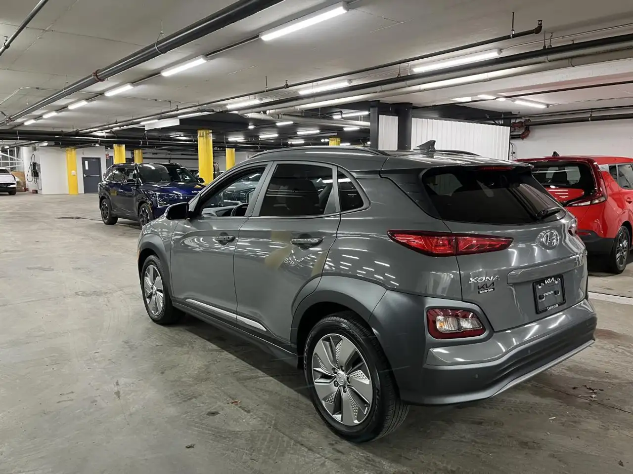 Hyundai KONA снимка Hyundai KONA