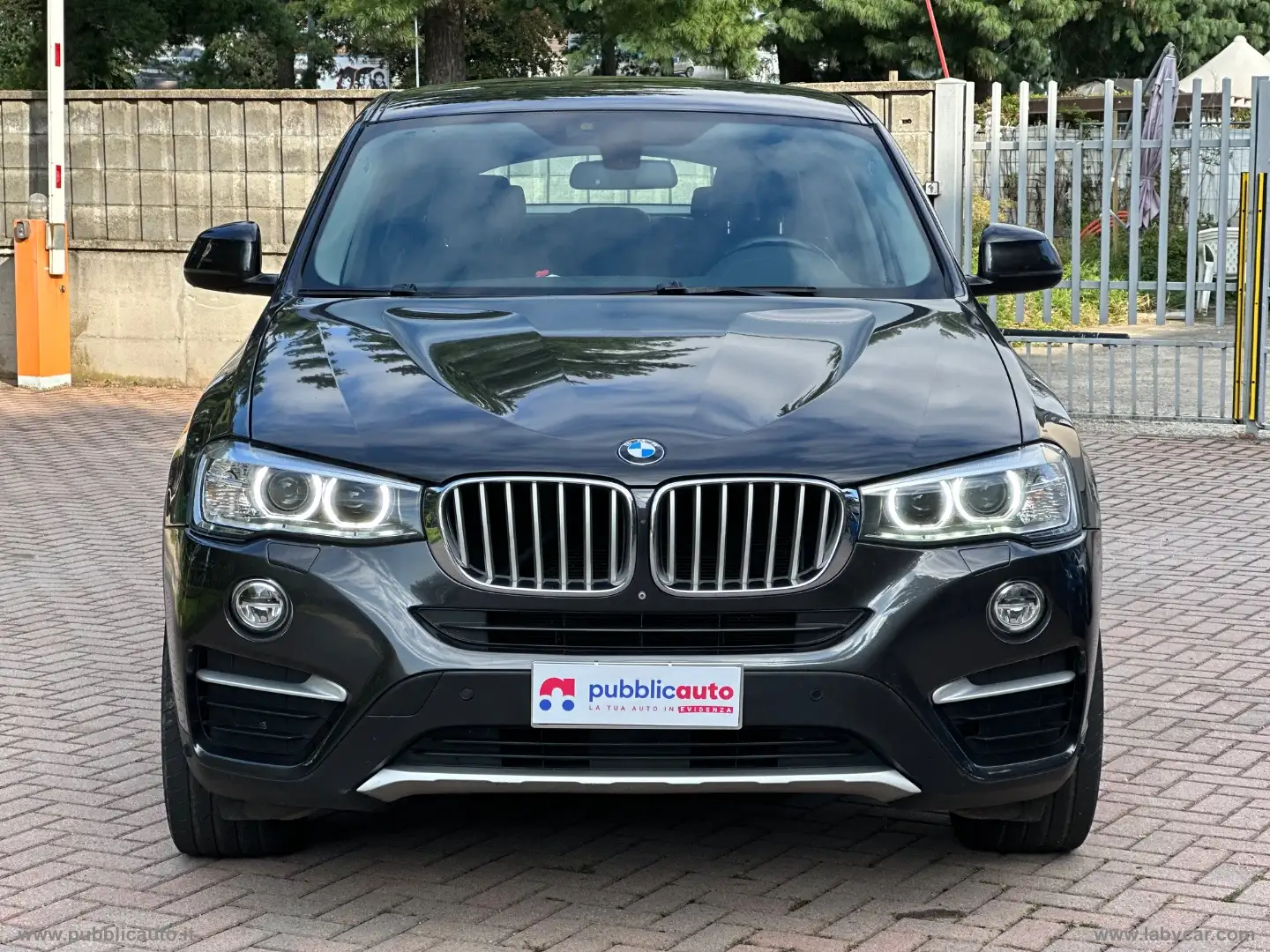 BMW X4 xDrive20d xLine Bleu - 2