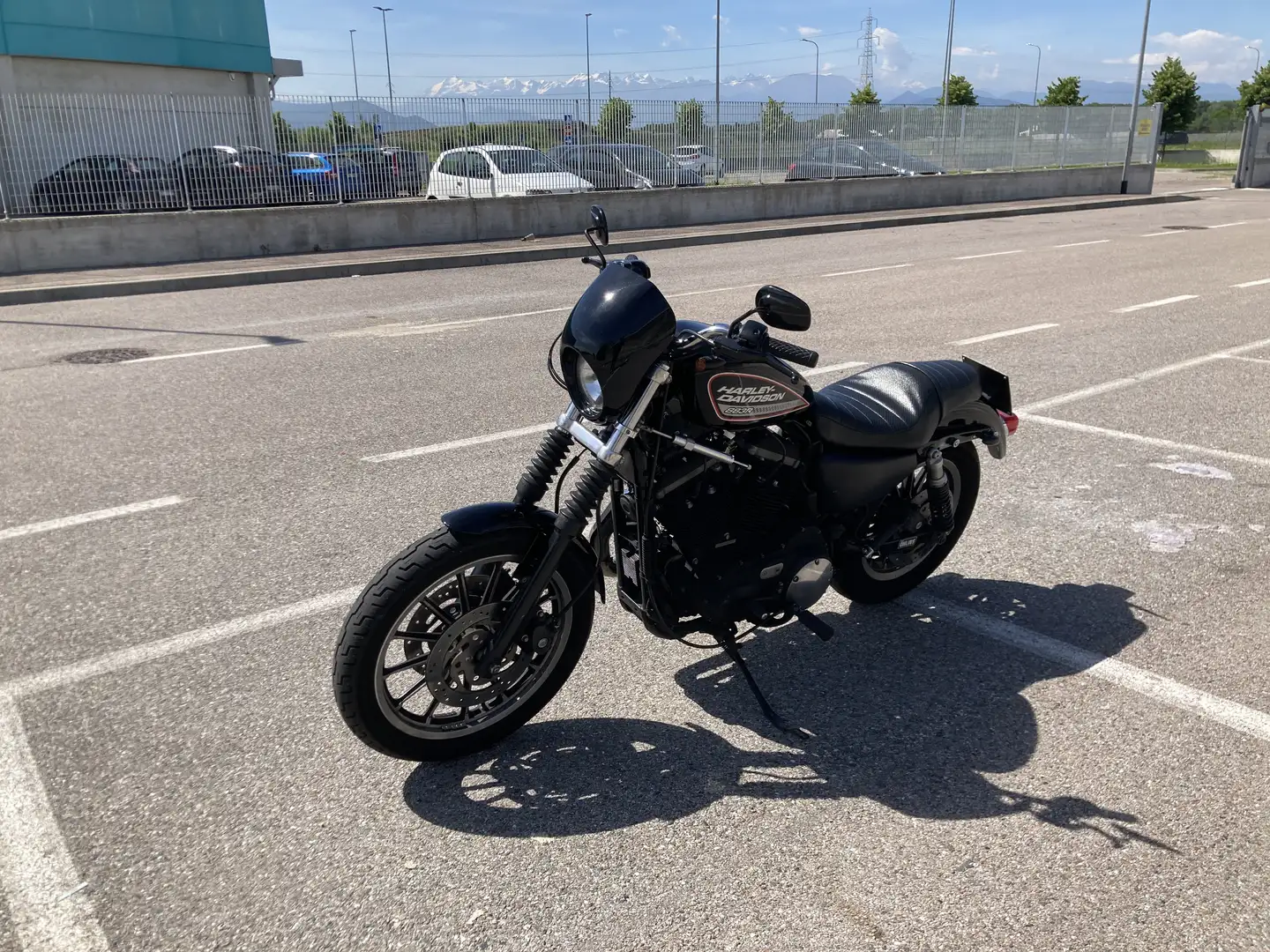 Harley-Davidson Sportster XL 883 Harley Davidson Sportster XL 883 R - 2