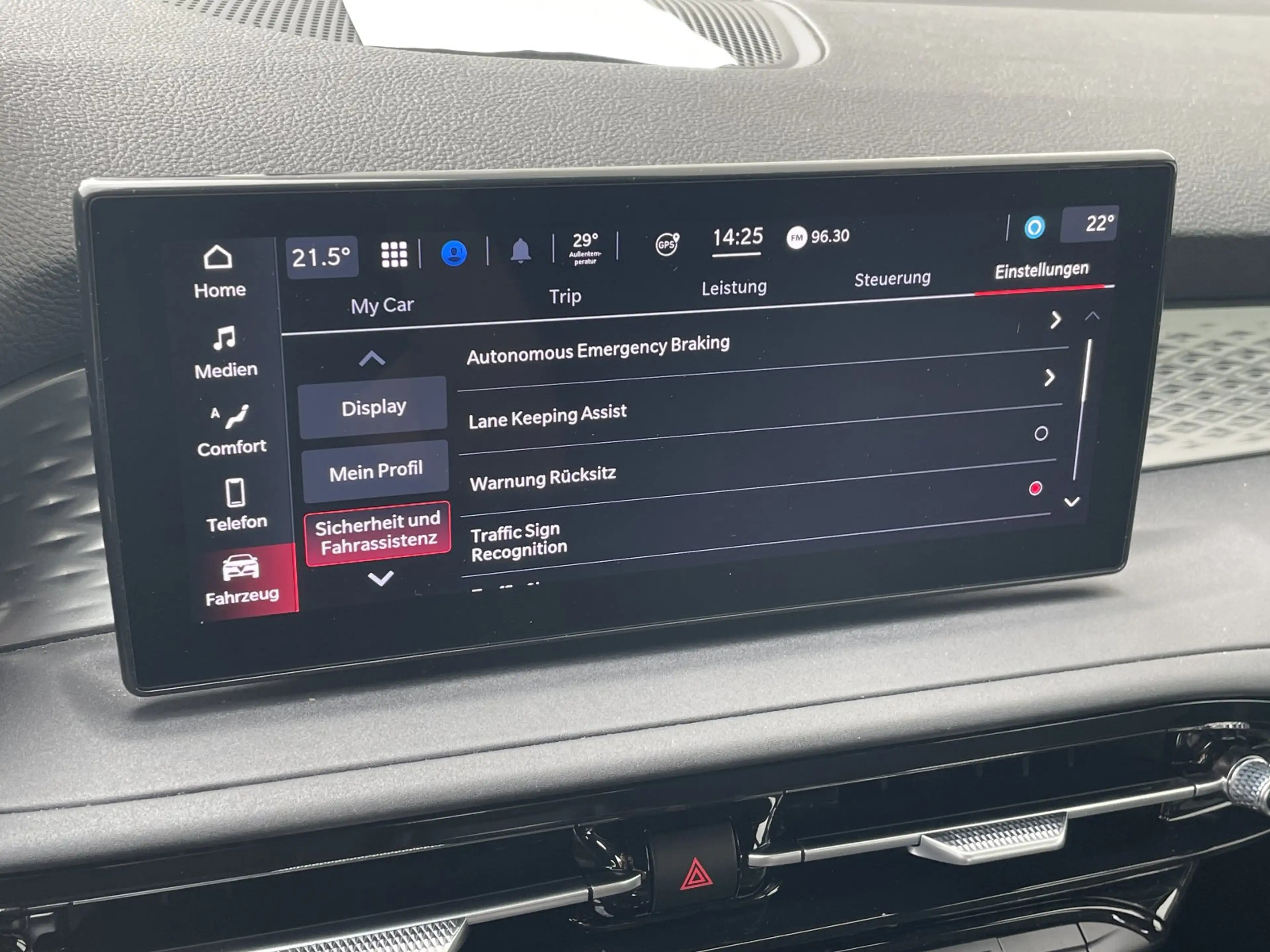 Alfa Romeo Tonale 1.5 Mild Hybrid Super LED DAB CarPlay AndAuto — photo 13