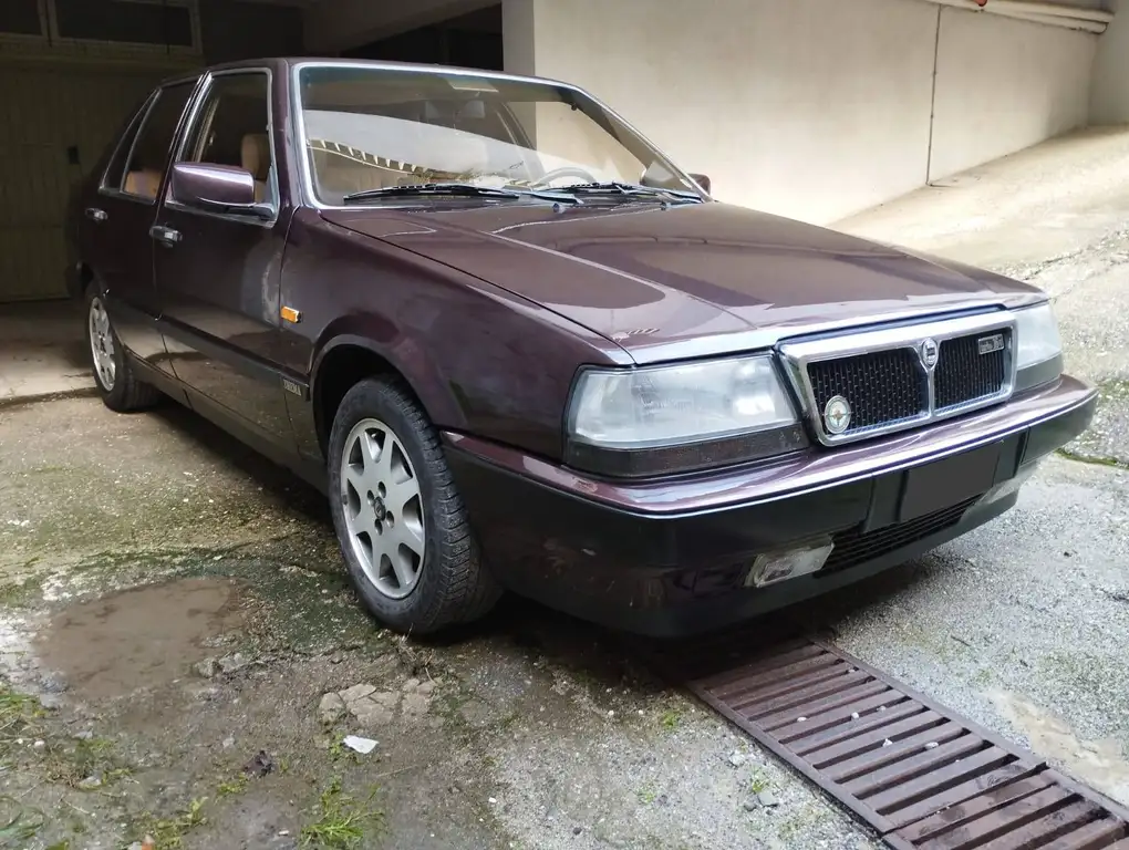 Lancia Thema 1989 из Европы — купить под ключ
