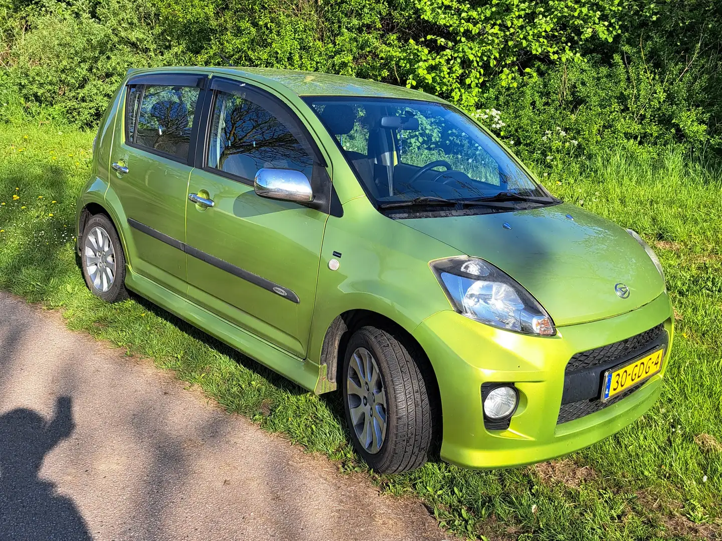 Daihatsu Sirion Sirion 1.3-16V Sport Verde - 2