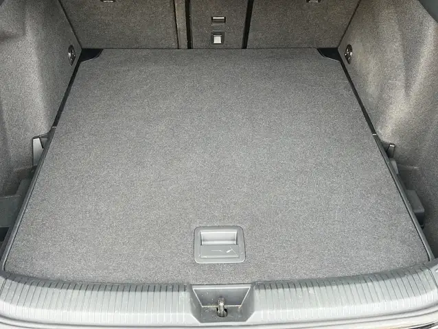 Volkswagen Golf view 15