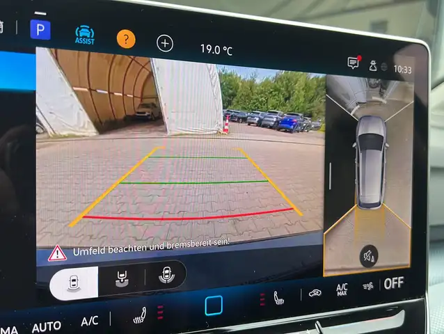 Volkswagen Golf view 13