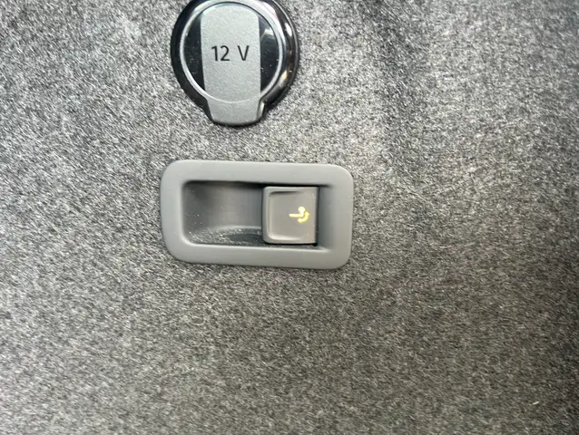 Volkswagen Golf view 16