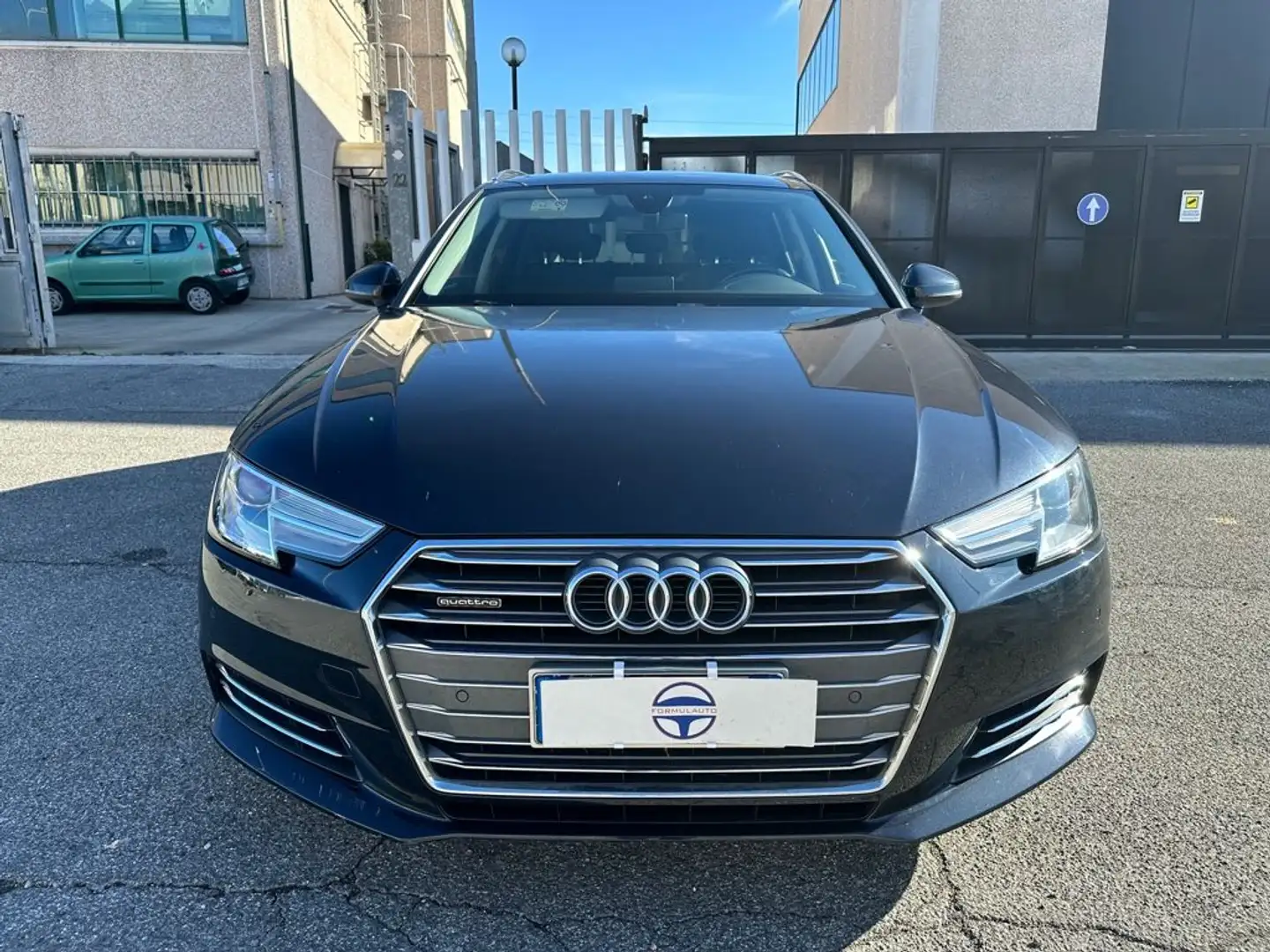 Audi A4 Avant 2.0 TDI 190 CV quattro S tronic Sport Blu/Azzurro - 2