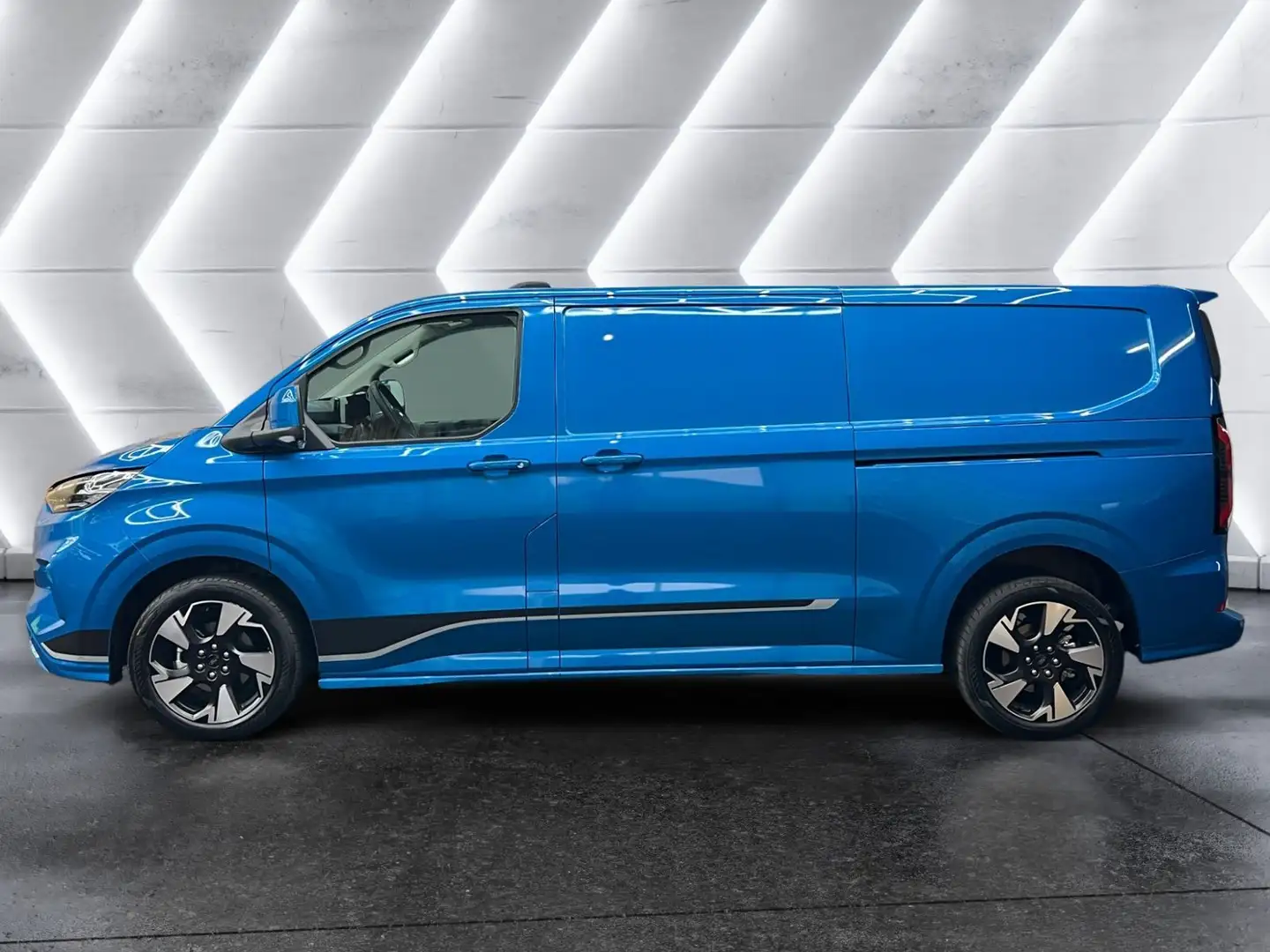 Ford Transit Custom Kasten L2 ALLRAD **SPORT** Matrix-LED Blau - 2