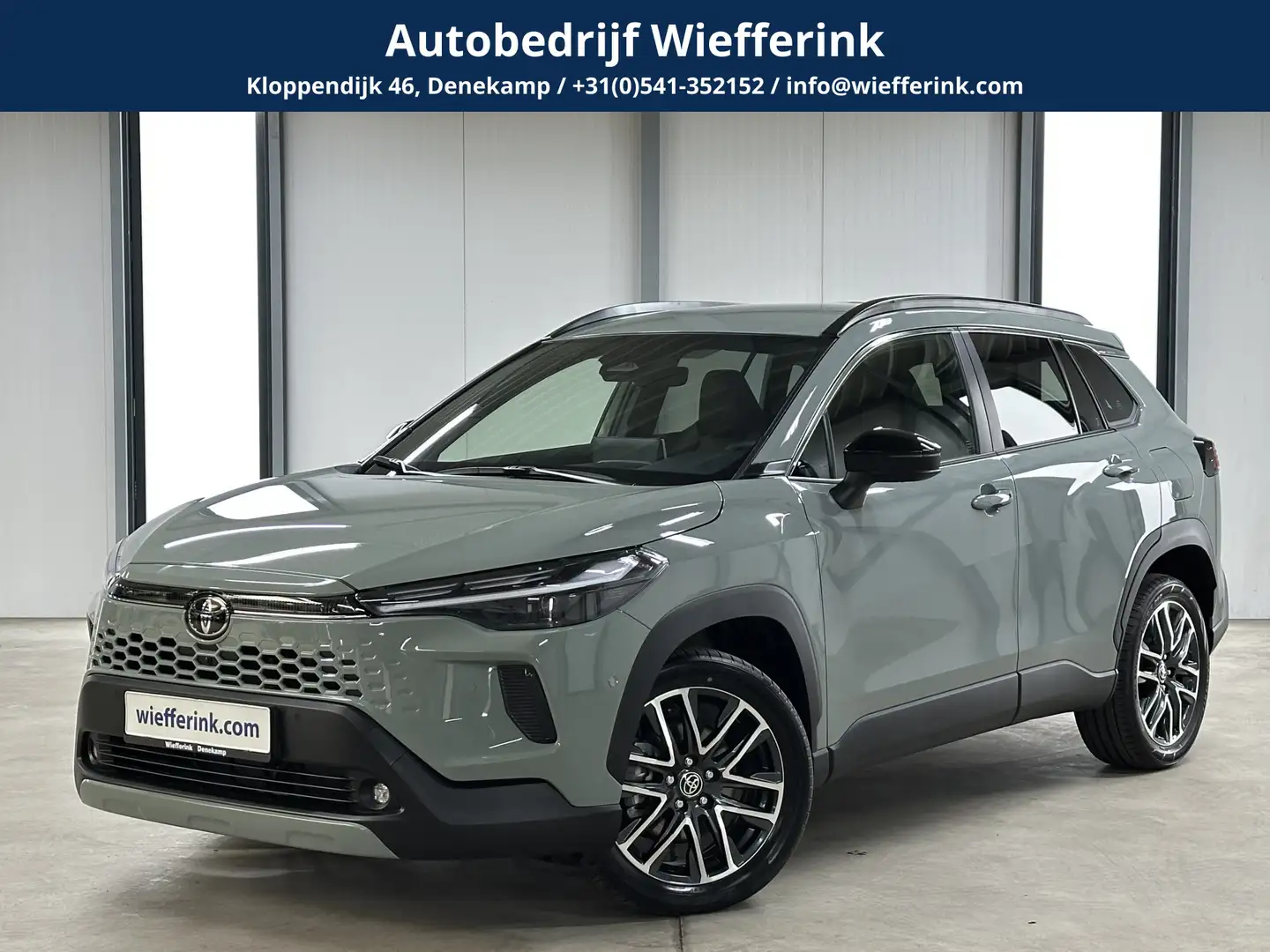 Toyota Corolla Cross Hybrid 180 Executive | Leder | JBL | Camera | Vert - 1
