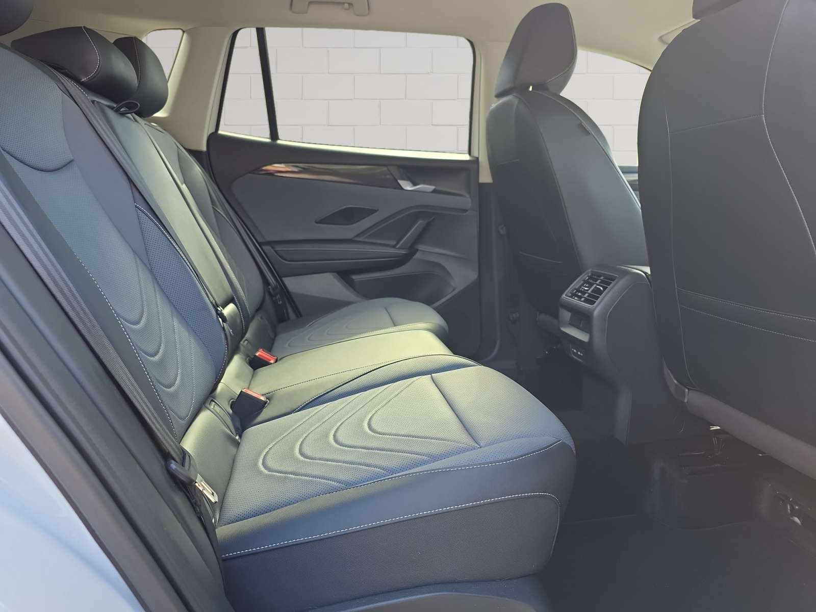used 2026 Volkswagen Tiguan car, priced at $37,777