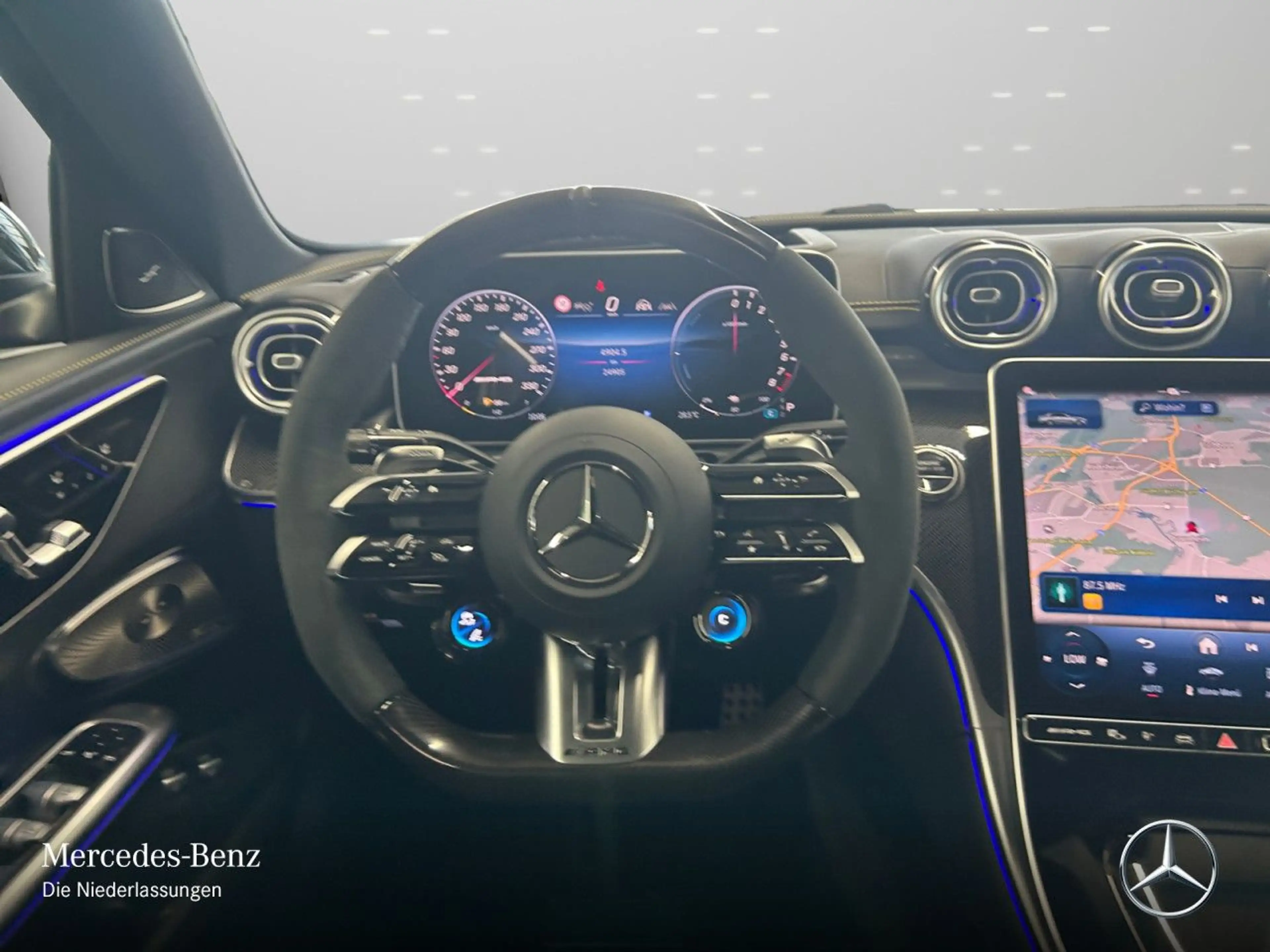 Mercedes-Benz C 63 AMG C 63 S E NIGHT+DRIVERS+PANO+BURMESTER+CARBON+9G — photo 14